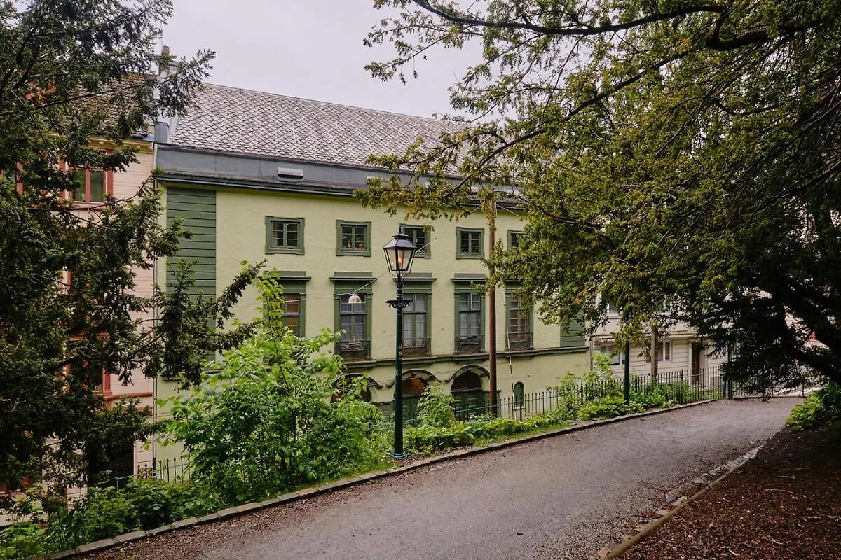 Authentic And Spacious Apartment In Bergen City Centre 0*,  Norwegia